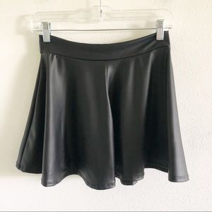 ROUTE 3 faux leather skater mini skirt black M
